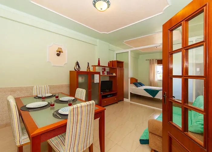 A10 - Silence Ground-Floor And Pool