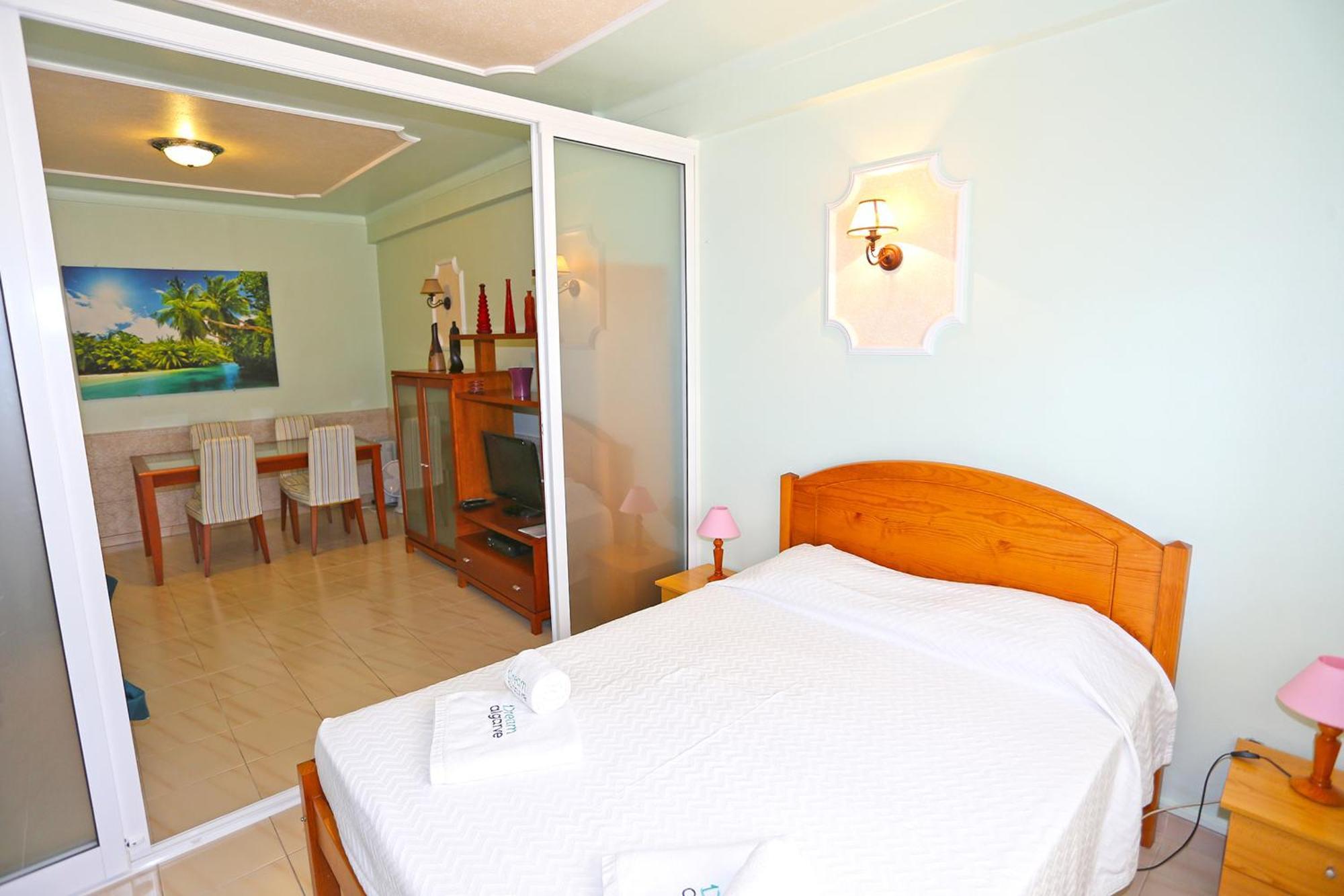 A10 - Silence Ground-floor And Pool * Lagos